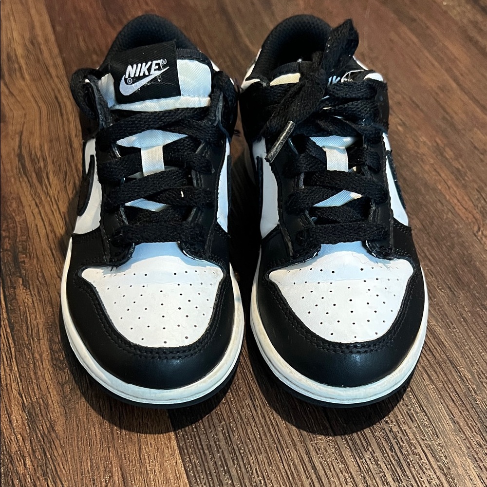 Nike Panda Kids Black and White Sneakers
